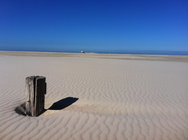 Reddingshuis in the distance