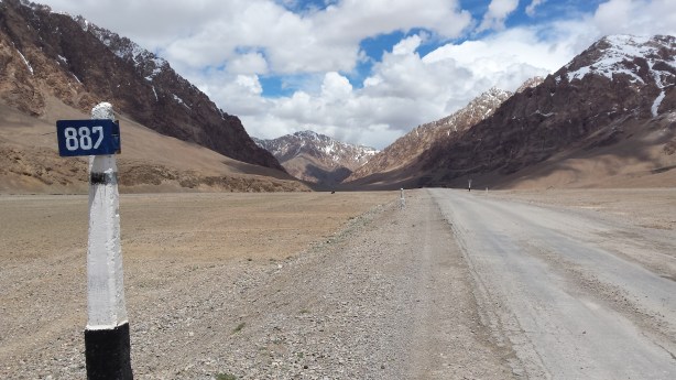 The road to Murghab