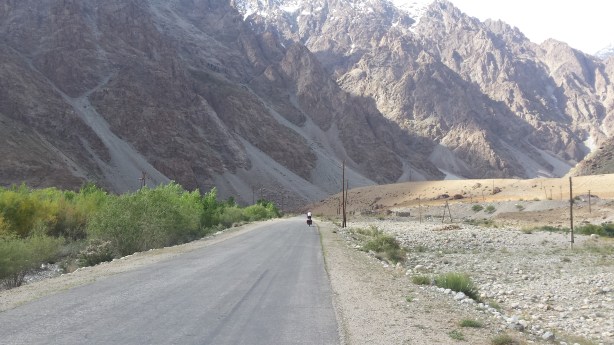 Towards the Pamir plateau