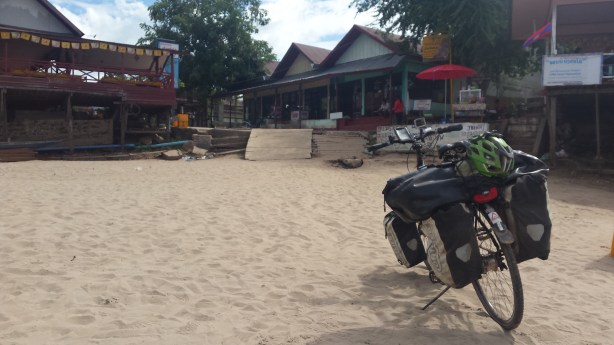 Arrival on Don Det island