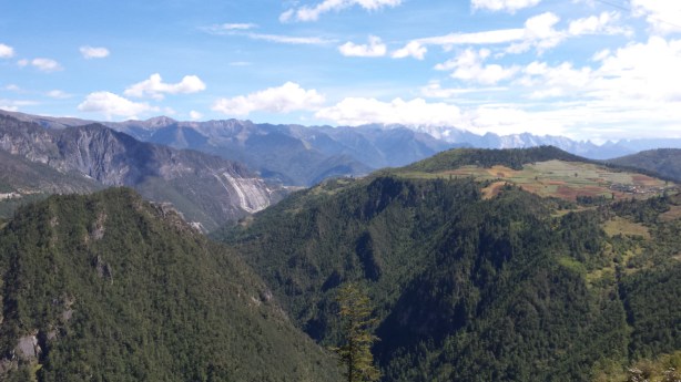 On the way to the Tiger Leaping Gorge