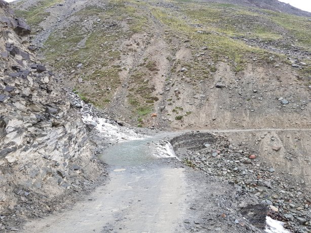 On the way to Chandra Tal