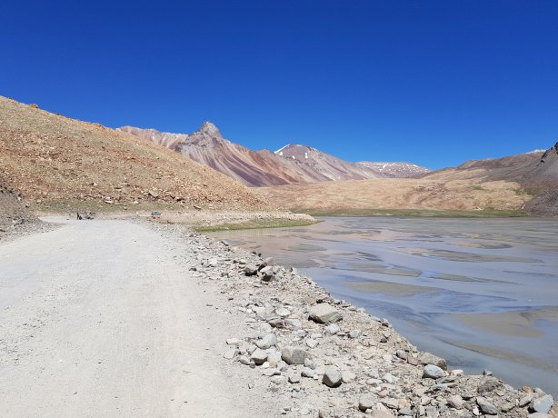 Valley below the Baralacha Pass