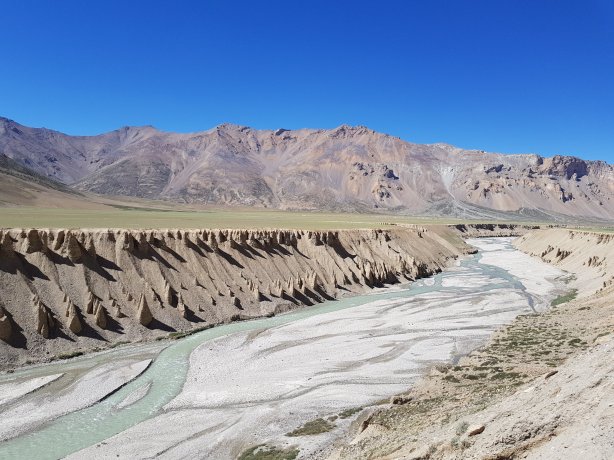 Valley on the way to Sarchu